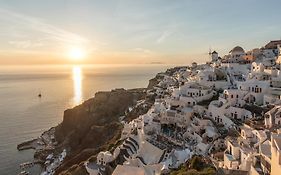 Art Maisons Oia Castle